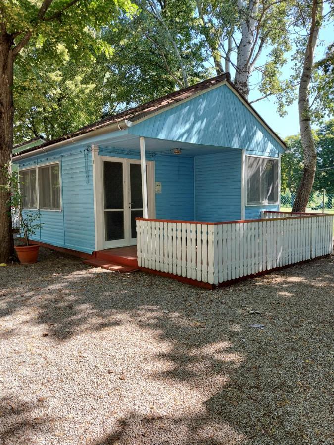 Tulipan Bungalow Camping Resort Gyenesdiás Exteriör bild